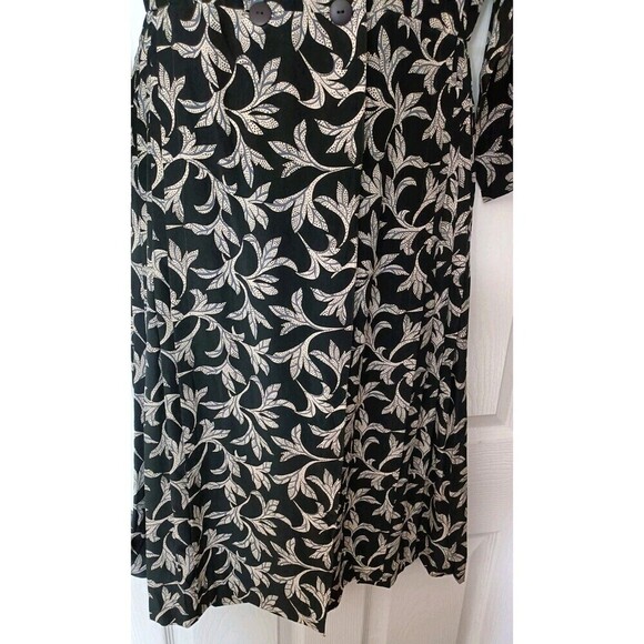 Silk Studio True Wrap Dress Size 10 Petite 100% Silk Black Gray Floral Print VTG - Picture 7 of 15